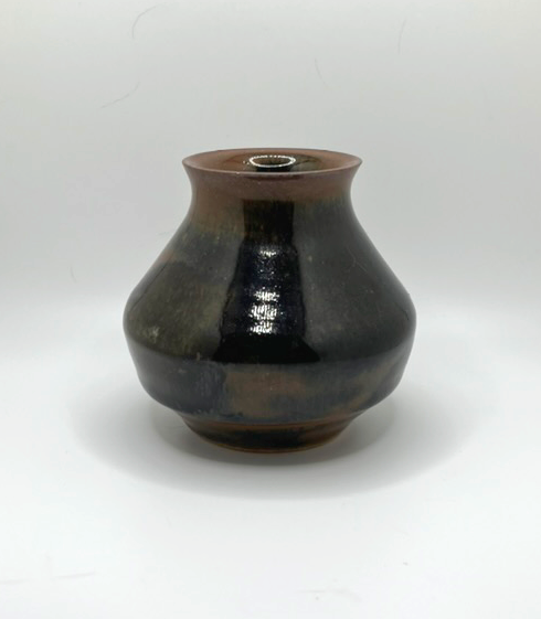 Black bud vase